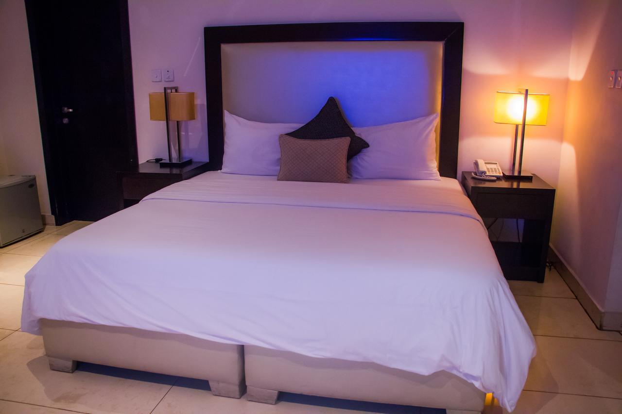 S & S Hotel & Suites Lagos Eksteriør bilde