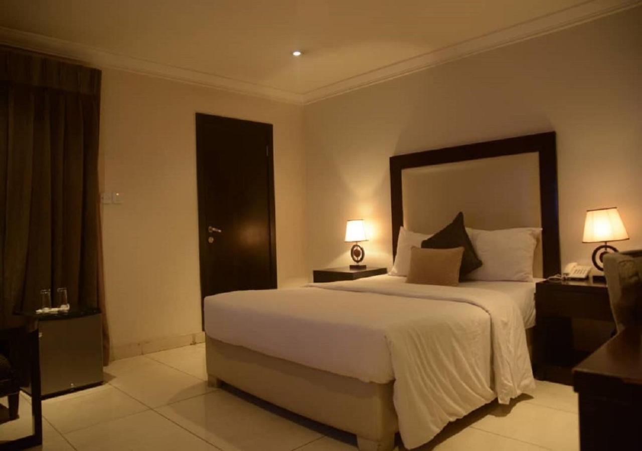 S & S Hotel & Suites Lagos Eksteriør bilde