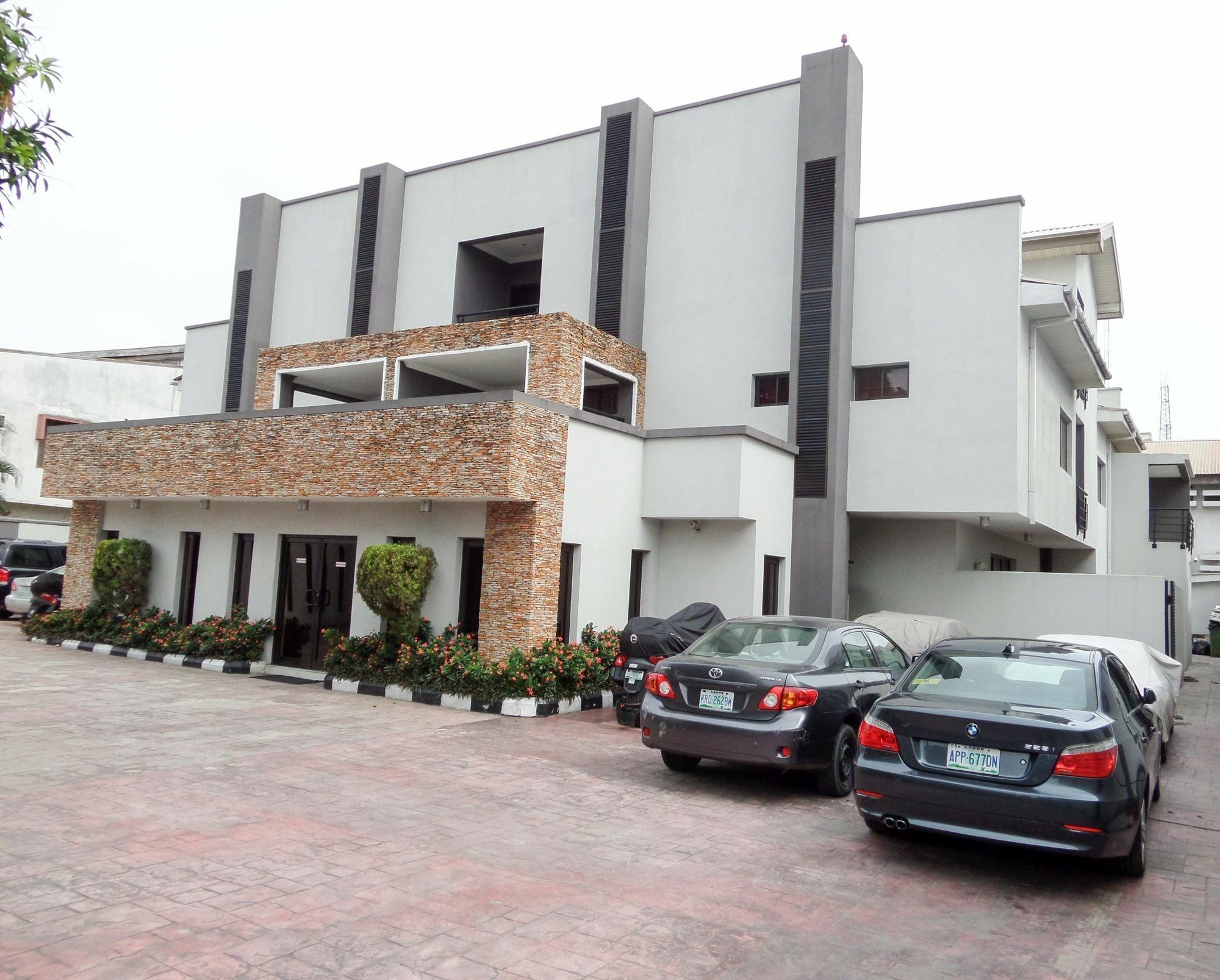 S & S Hotel & Suites Lagos Eksteriør bilde