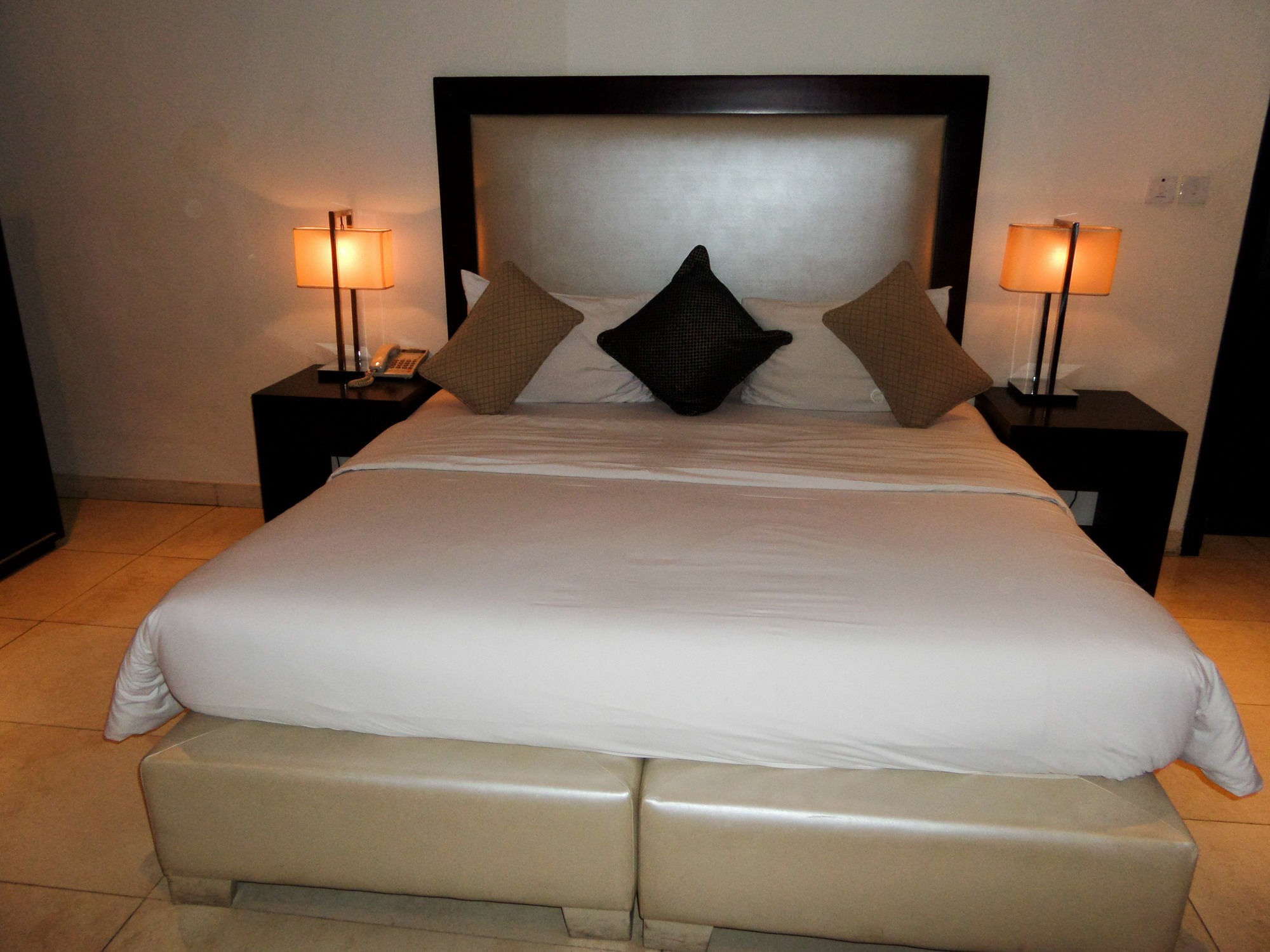 S & S Hotel & Suites Lagos Eksteriør bilde