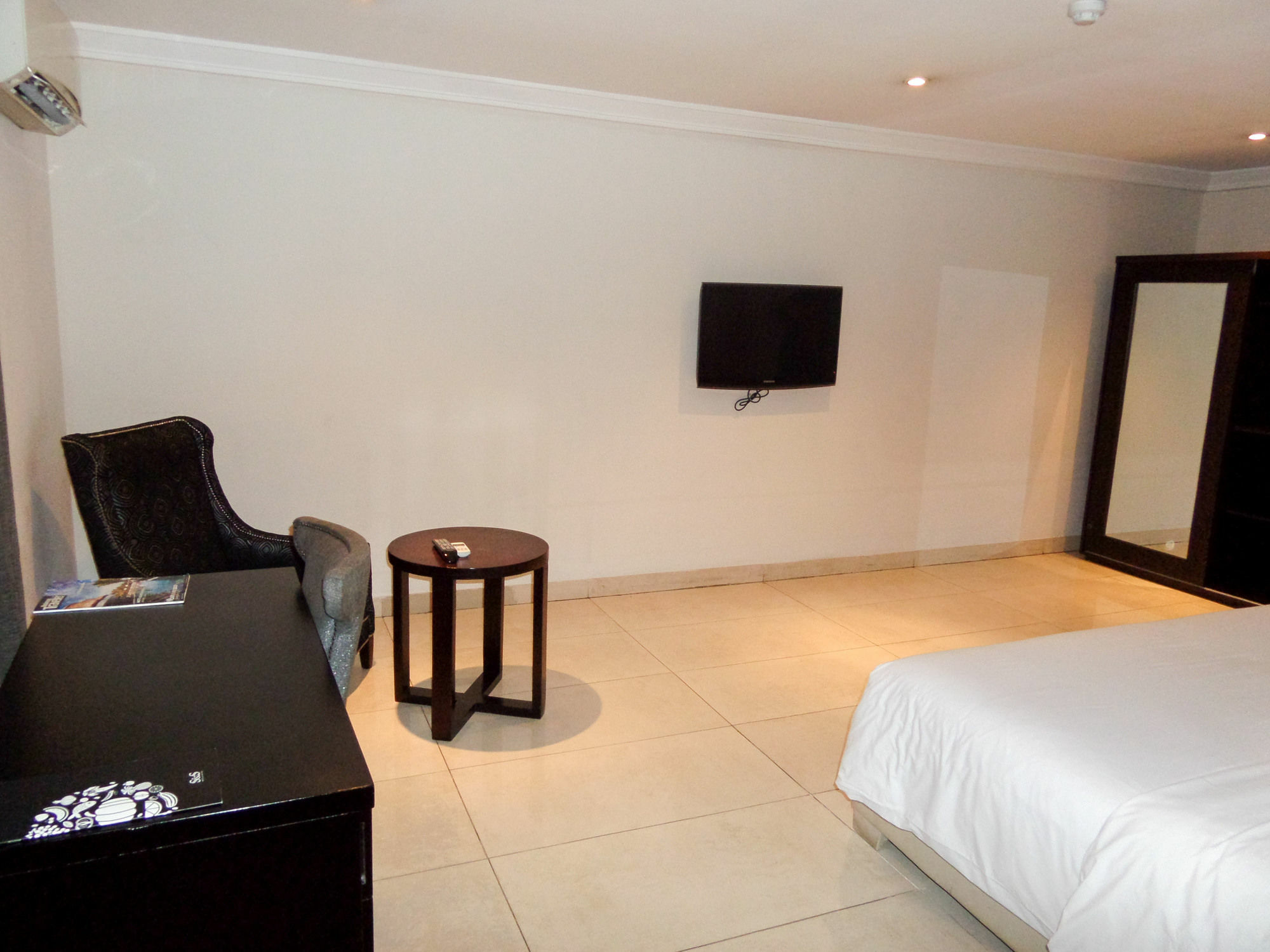 S & S Hotel & Suites Lagos Eksteriør bilde