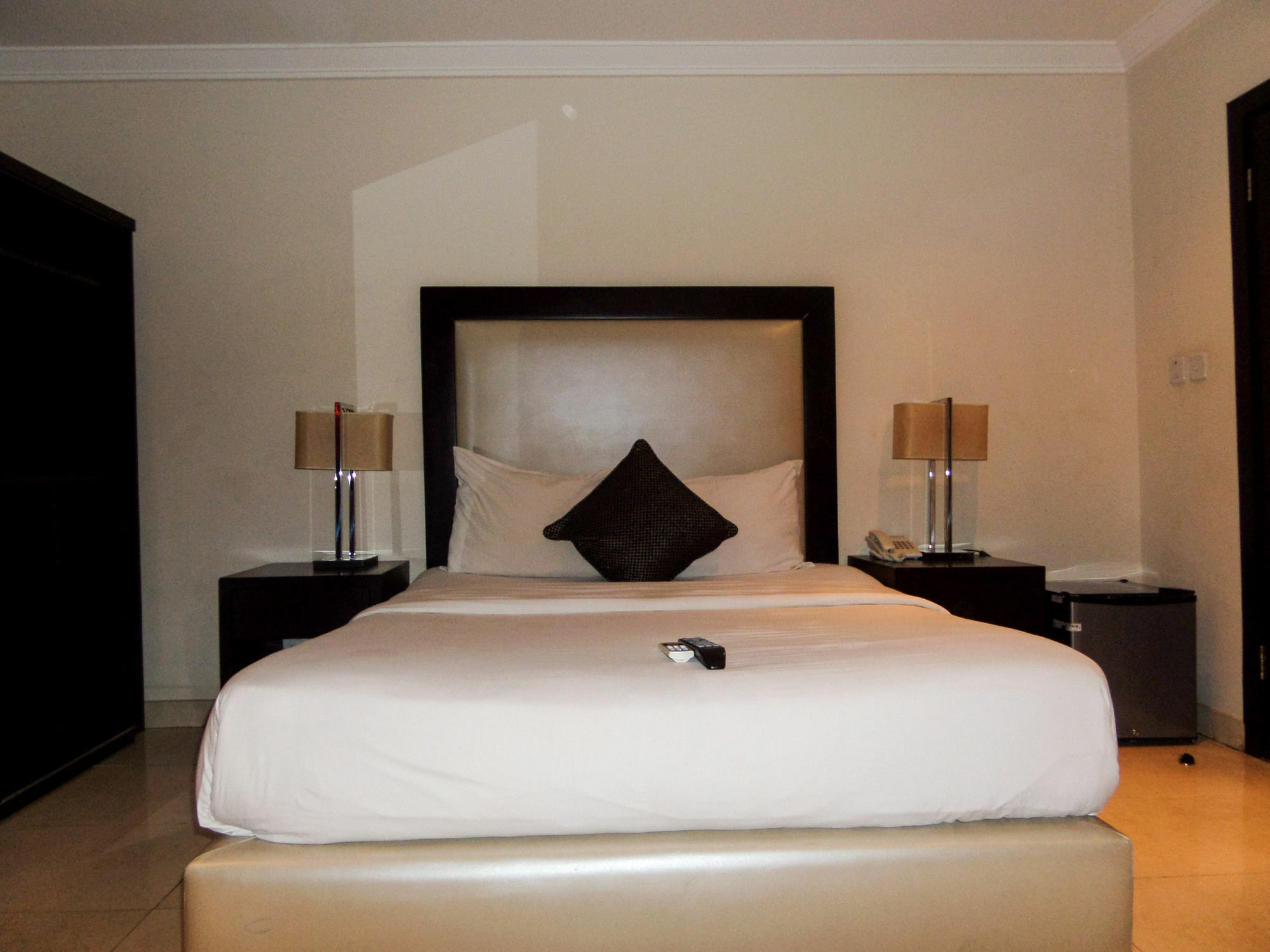 S & S Hotel & Suites Lagos Eksteriør bilde